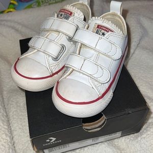 Infant Converse 6c leather shoes